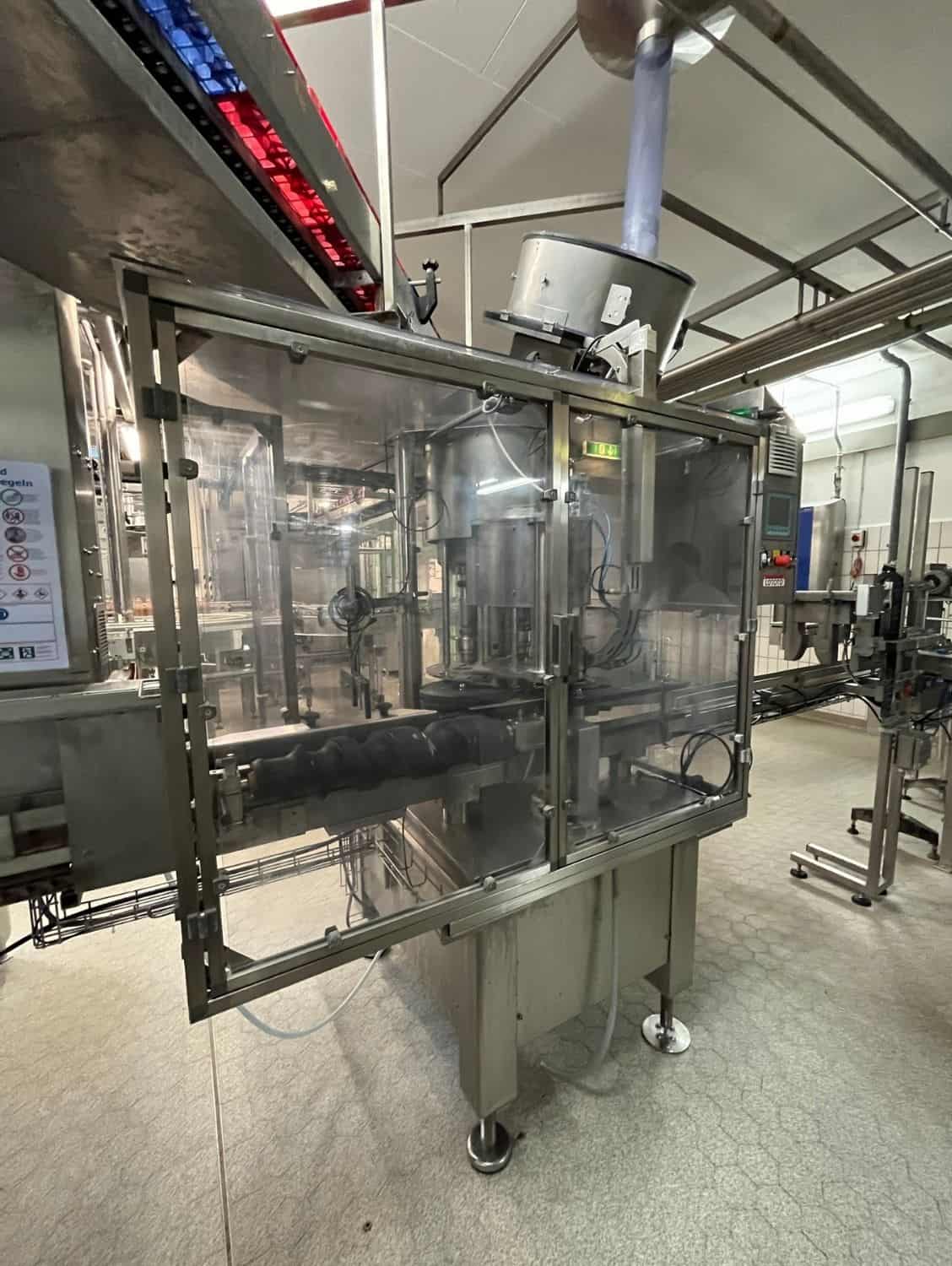Vista sinistra di Dr Datz GmbH Macchine per bevande e speciali VS4R